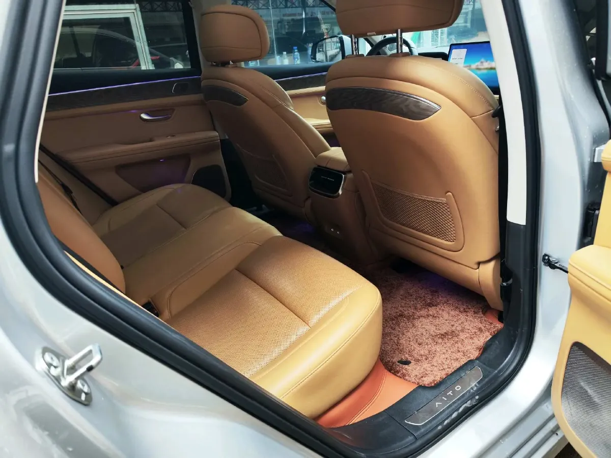 2022 AITO AITO M5 Range Extended 125HP REEV 40KWH,autocango,china used car exporter,china ev exporter,chinese used car exporter,chinese used ev exporter