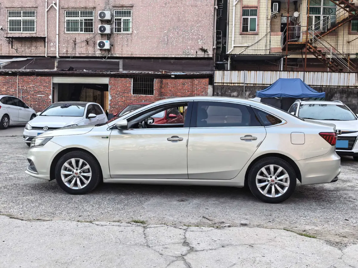 2017 Roewe i6 1.0T 125HP L3 2AT PHEV,autocango,china used car exporter,china ev exporter,chinese used car exporter,chinese used ev exporter