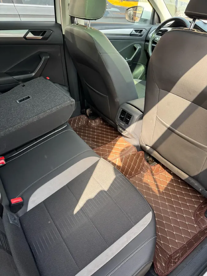 2019 Volkswagen T-Roc 1.4T 131HP L4 7DCT,autocango,china used car exporter,china ev exporter,chinese used car exporter,chinese used ev exporter