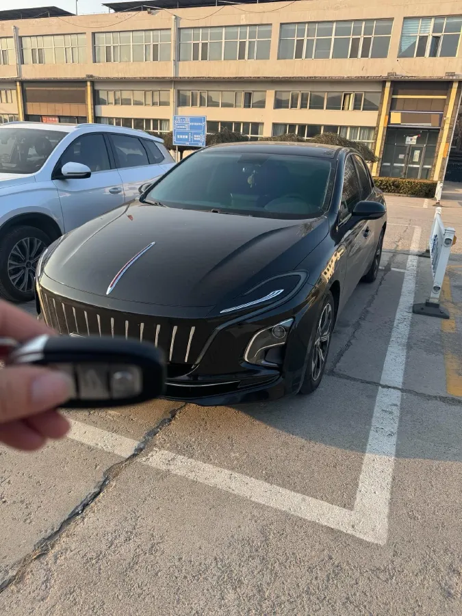 2022 HongQi E-QM5 BEV 56KWH,autocango,china used car exporter,china ev exporter,chinese used car exporter,chinese used ev exporter