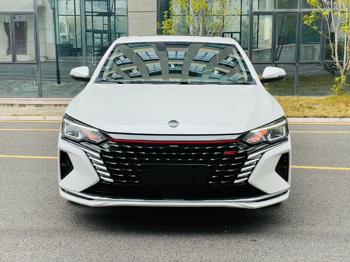 2021 DongFeng Aeolus YiXuan MAX 1.5T 190HP L4 7DCT,autocango,china used car exporter,china ev exporter,chinese used car exporter,chinese used ev exporter