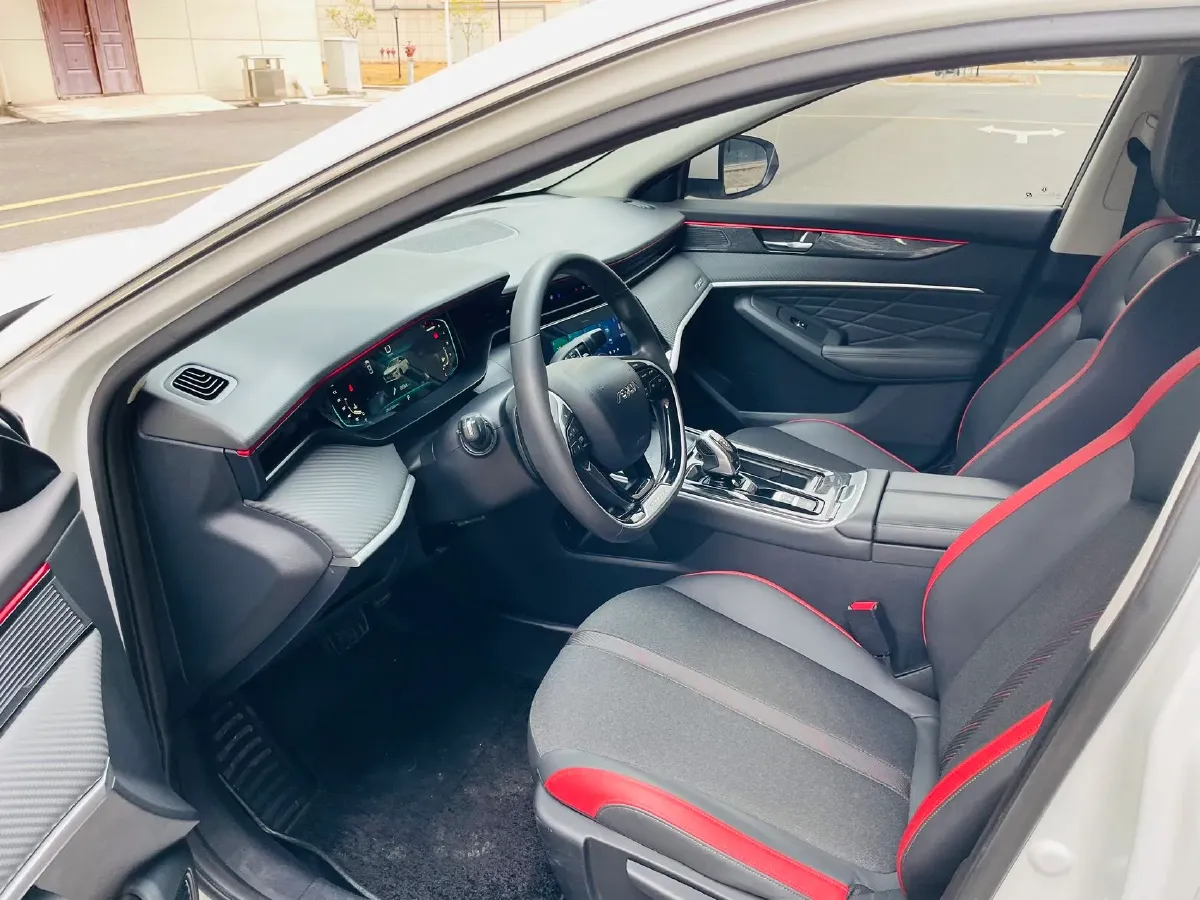 2021 DongFeng Aeolus YiXuan MAX 1.5T 190HP L4 7DCT,autocango,china used car exporter,china ev exporter,chinese used car exporter,chinese used ev exporter