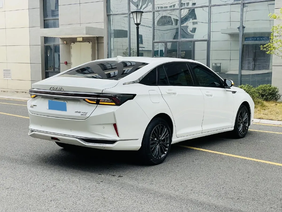 2021 DongFeng Aeolus YiXuan MAX 1.5T 190HP L4 7DCT,autocango,china used car exporter,china ev exporter,chinese used car exporter,chinese used ev exporter