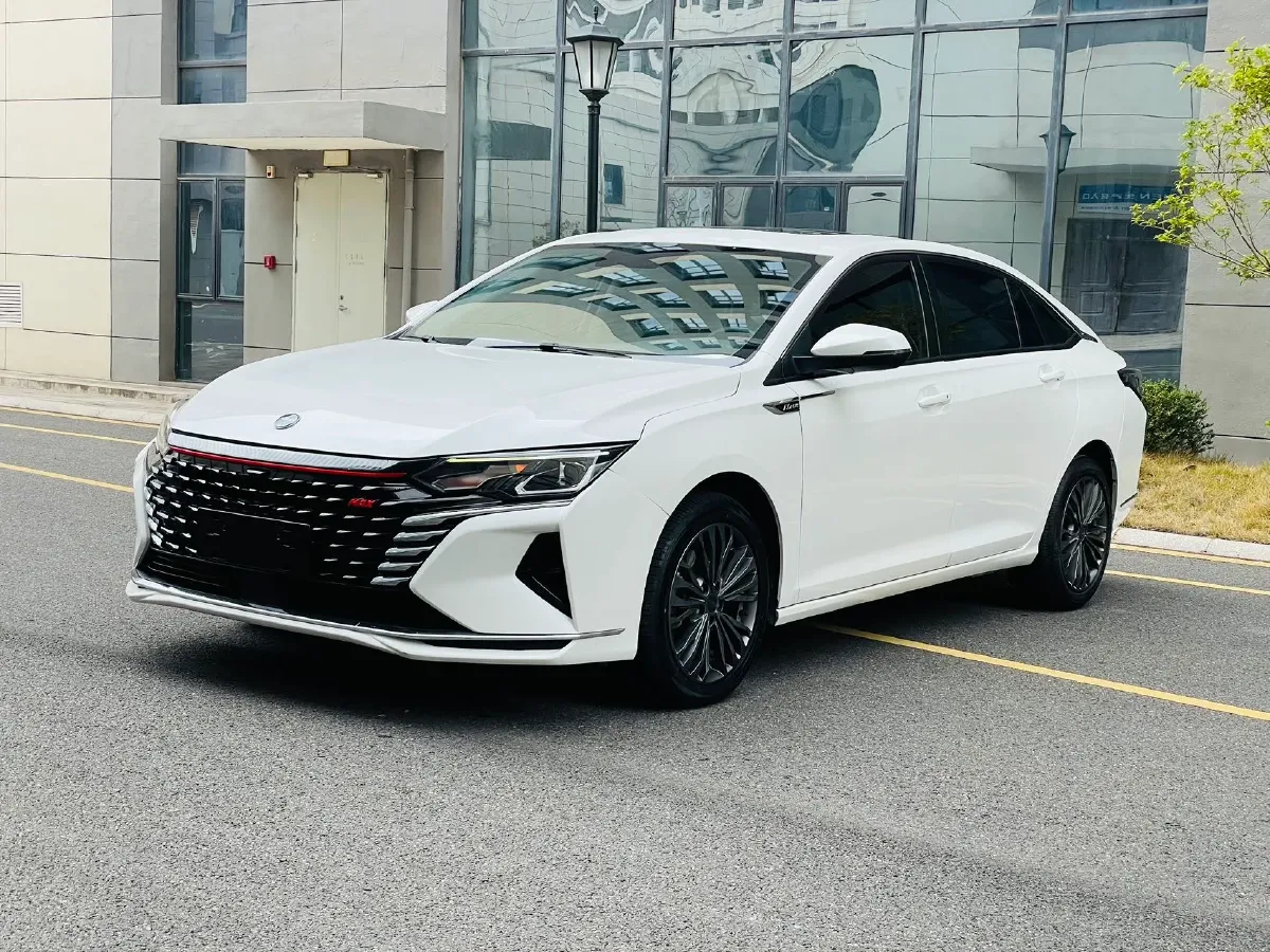 2021 DongFeng Aeolus YiXuan MAX 1.5T 190HP L4 7DCT,autocango,china used car exporter,china ev exporter,chinese used car exporter,chinese used ev exporter