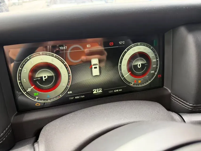 2025 212 212 T01 2.0T 252HP L4 8AT,autocango,china used car exporter,china ev exporter,chinese used car exporter,chinese used ev exporter