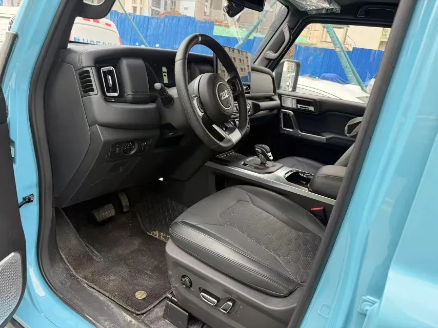 2025 212 212 T01 2.0T 252HP L4 8AT,autocango,china used car exporter,china ev exporter,chinese used car exporter,chinese used ev exporter