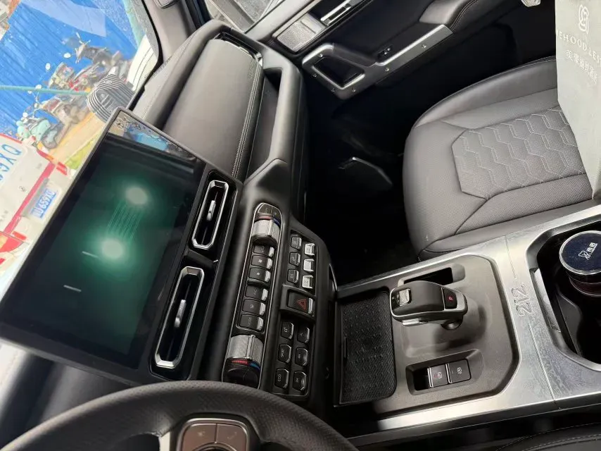 2025 212 212 T01 2.0T 252HP L4 8AT,autocango,china used car exporter,china ev exporter,chinese used car exporter,chinese used ev exporter