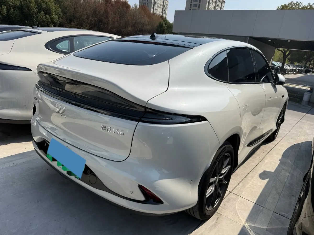2025 IM LS6 BEV 75KWH,autocango,china used car exporter,china ev exporter,chinese used car exporter,chinese used ev exporter