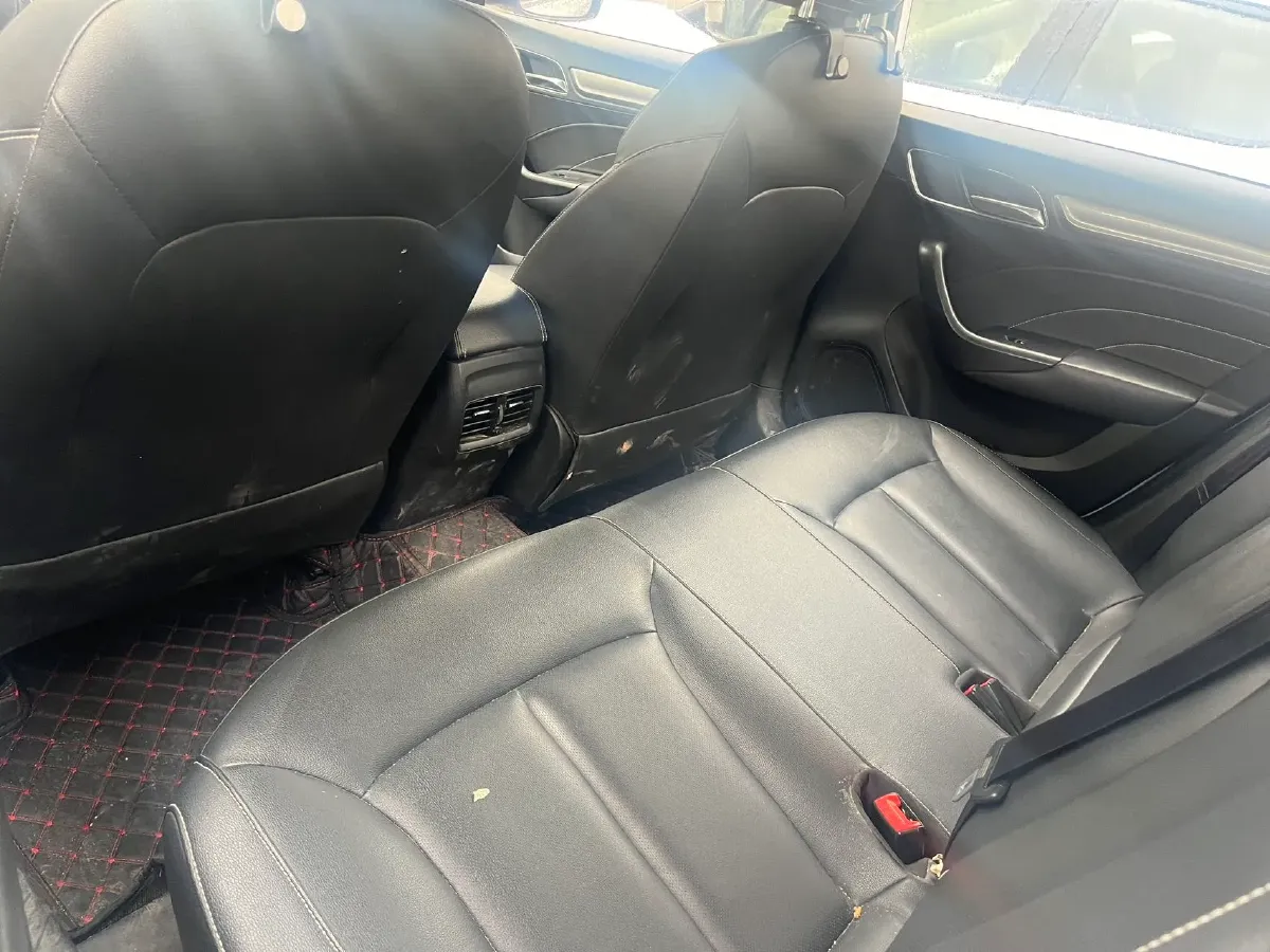 2019 Roewe i6 1.6L 125HP L4 CVT,autocango,china used car exporter,china ev exporter,chinese used car exporter,chinese used ev exporter