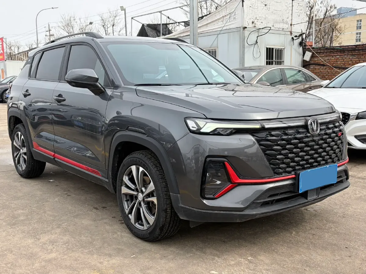 2022 ChangAn CS35 Plus 1.4T 160HP L4 7DCT,autocango,china used car exporter,china ev exporter,chinese used car exporter,chinese used ev exporter
