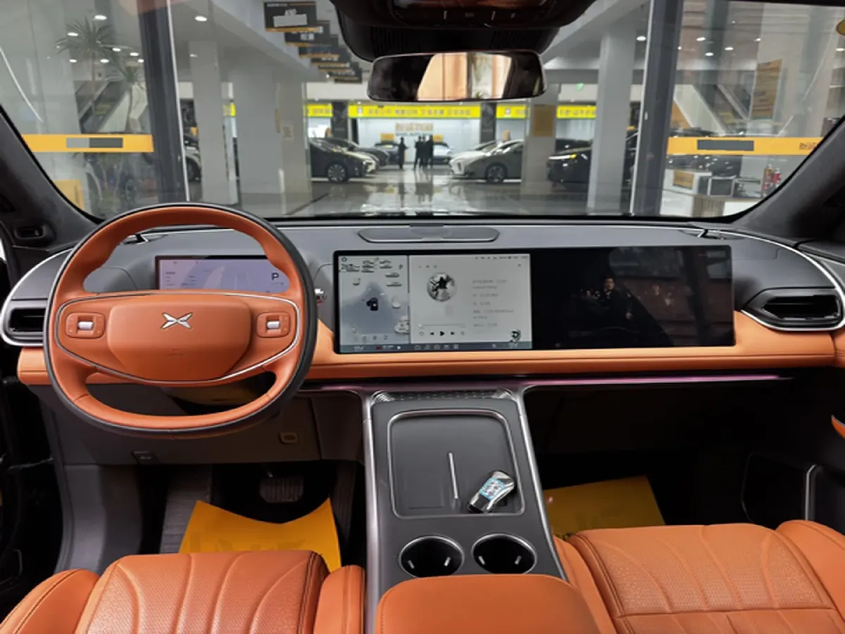 2025 Xpeng G9 BEV 79KWH,autocango,china used car exporter,china ev exporter,chinese used car exporter,chinese used ev exporter