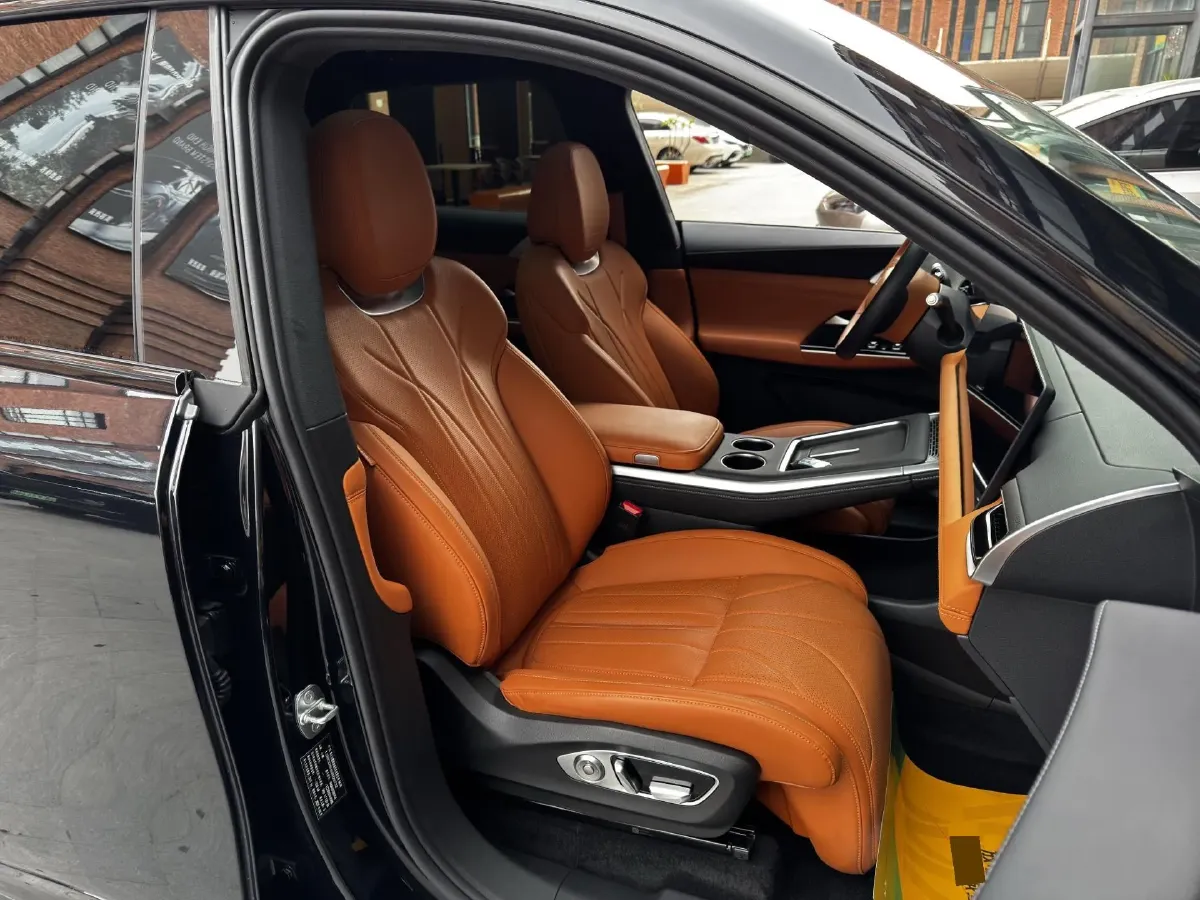 2025 Xpeng G9 BEV 79KWH,autocango,china used car exporter,china ev exporter,chinese used car exporter,chinese used ev exporter