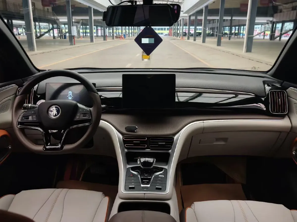 2022 Ruichi Auto EC35 BEV 82HP BEV 36.288KWH,autocango,china used car exporter,china ev exporter,chinese used car exporter,chinese used ev exporter