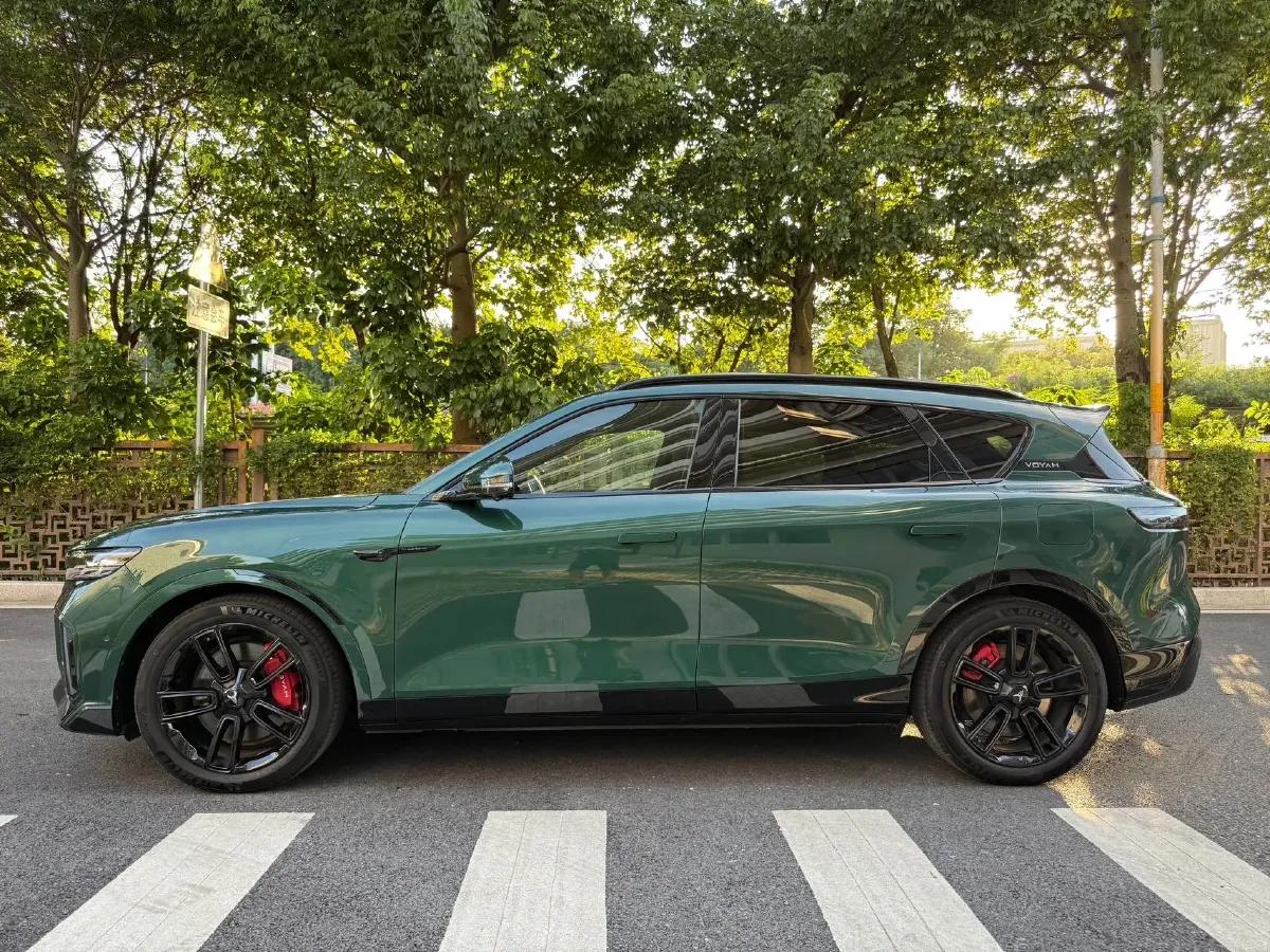 2025 Voyah FREE 1.5T 150HP L4 REEV 43KWH,autocango,china used car exporter,china ev exporter,chinese used car exporter,chinese used ev exporter