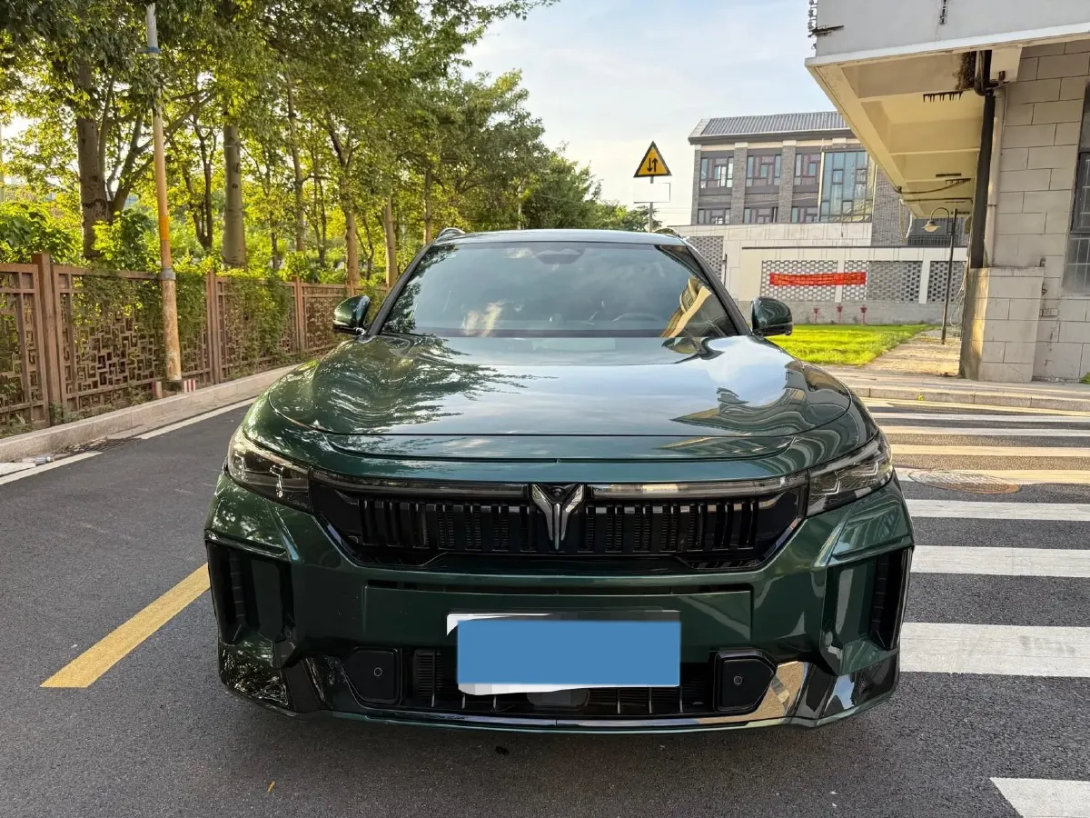 2025 Voyah FREE 1.5T 150HP L4 REEV 43KWH,autocango,china used car exporter,china ev exporter,chinese used car exporter,chinese used ev exporter