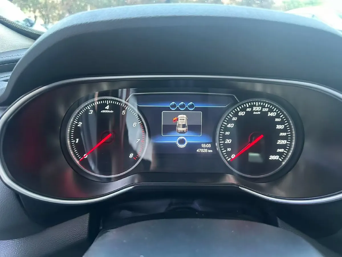 2022 HongQi H5 1.5T 169HP L4 7DCT,autocango,china used car exporter,china ev exporter,chinese used car exporter,chinese used ev exporter