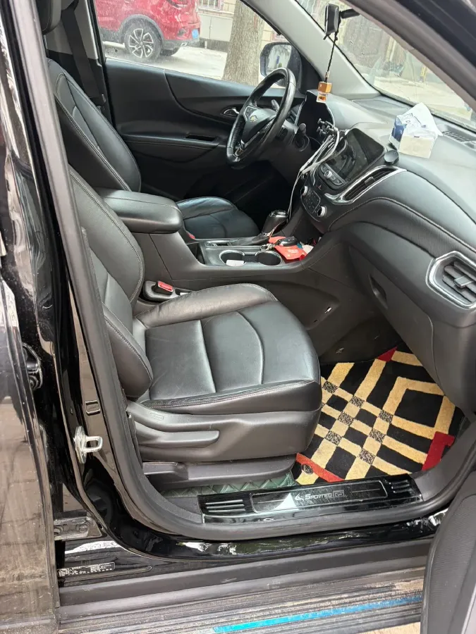 2018 Chevrolet Equinox 2.0T 260HP L4 9AT,autocango,china used car exporter,china ev exporter,chinese used car exporter,chinese used ev exporter
