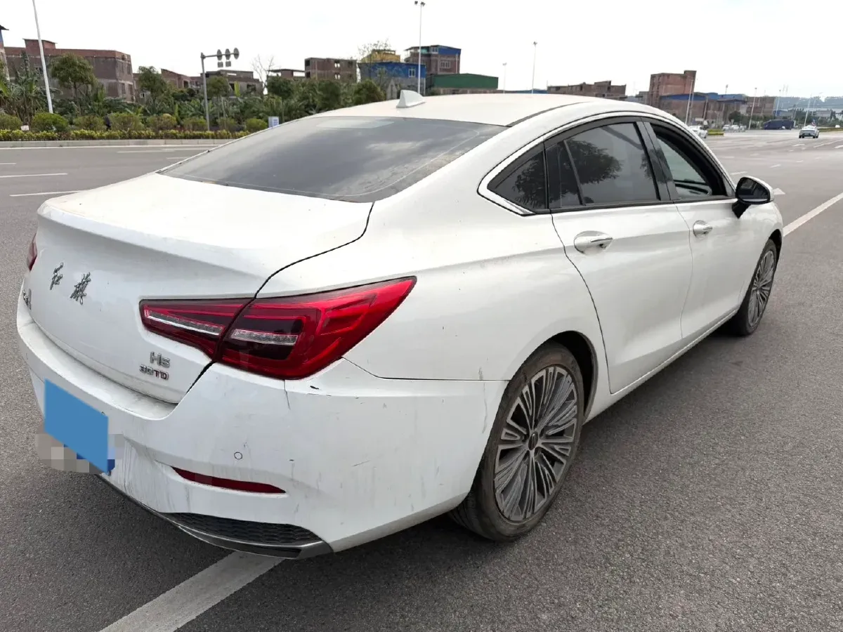 2022 HongQi H5 1.5T 169HP L4 7DCT,autocango,china used car exporter,china ev exporter,chinese used car exporter,chinese used ev exporter