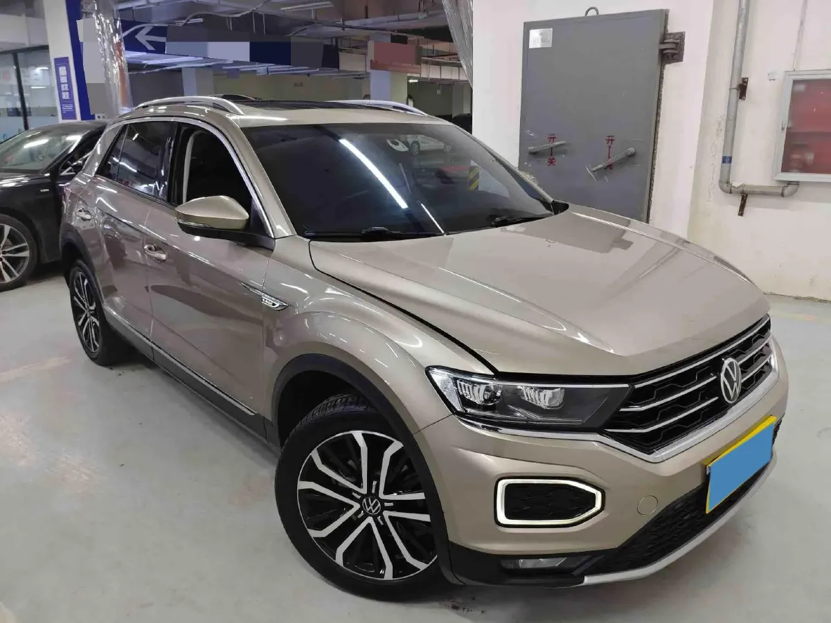 2021 Volkswagen T-Roc 1.4T 150HP L4 7DCT,autocango,china used car exporter,china ev exporter,chinese used car exporter,chinese used ev exporter