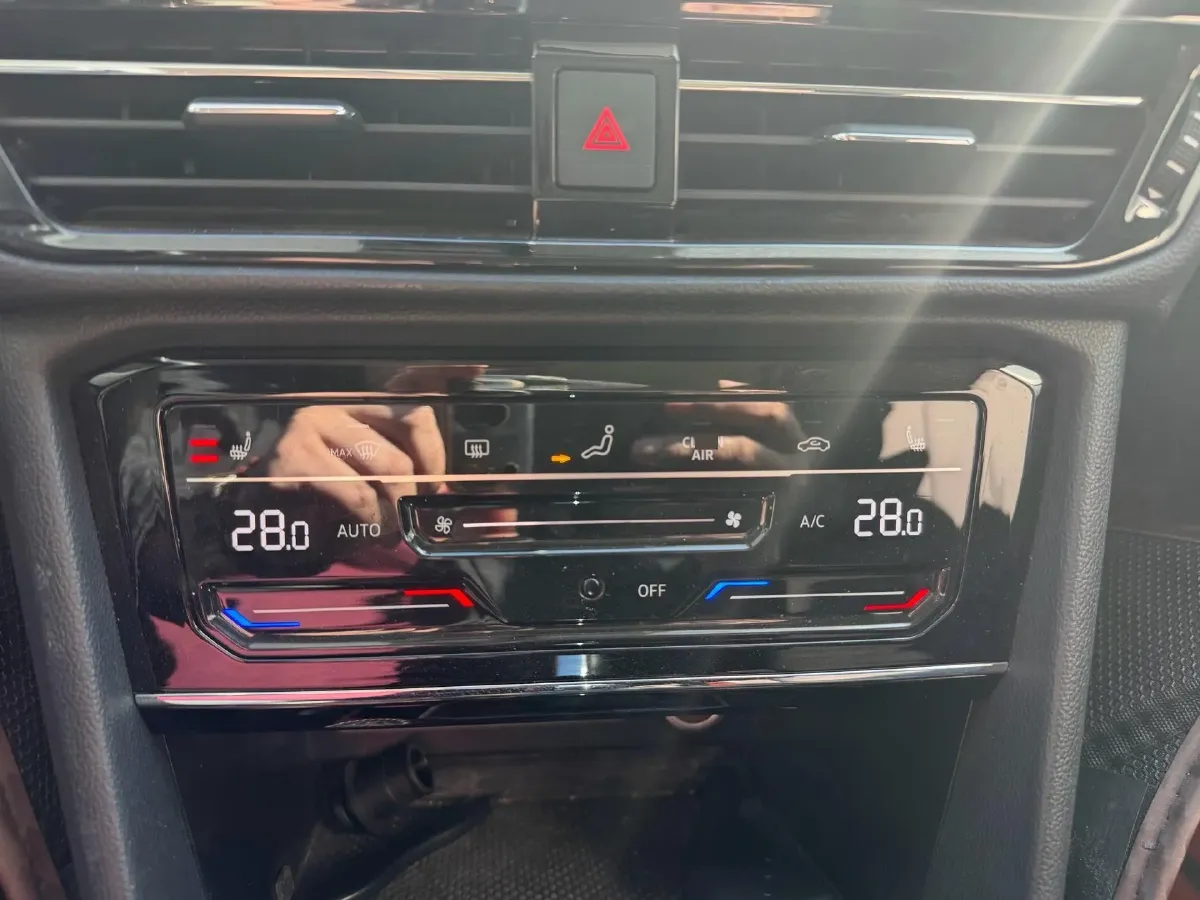 2022 Volkswagen Tharu 1.4T 150HP L4 7DCT,autocango,china used car exporter,china ev exporter,chinese used car exporter,chinese used ev exporter