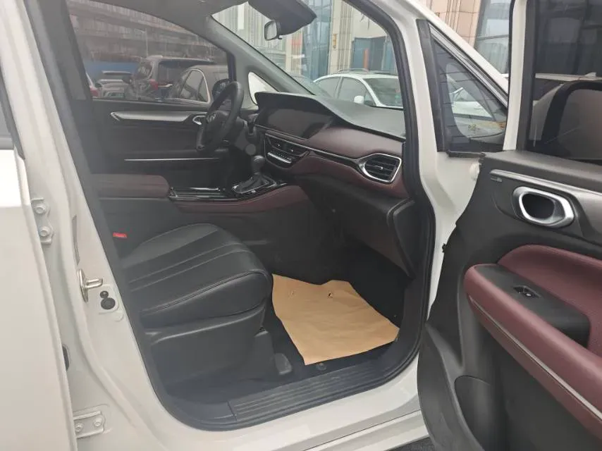 2023 GAC Trumpchi M6 1.5T 177HP L4 7DCT,autocango,china used car exporter,china ev exporter,chinese used car exporter,chinese used ev exporter