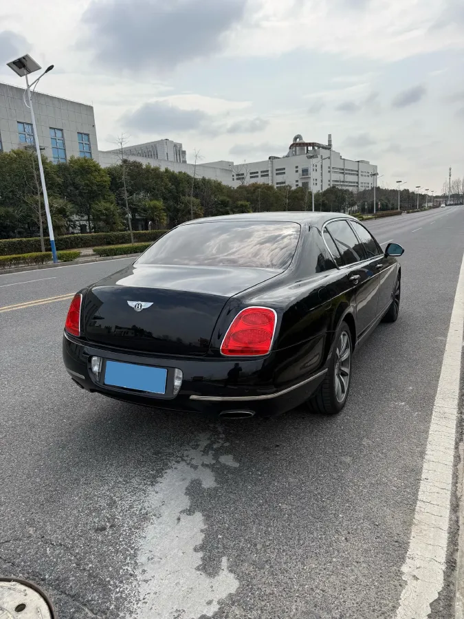 2012 Bentley Flying Spur 6.0T 560HP W12 6AT,autocango,china used car exporter,china ev exporter,chinese used car exporter,chinese used ev exporter