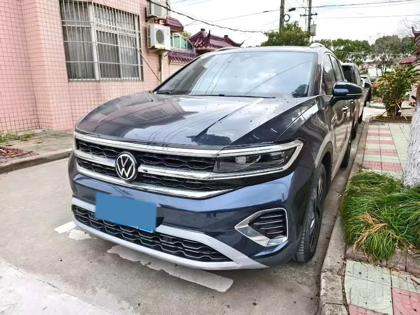 2022 Volkswagen Talagon 2.0T 220HP L4 7DCT,autocango,china used car exporter,china ev exporter,chinese used car exporter,chinese used ev exporter