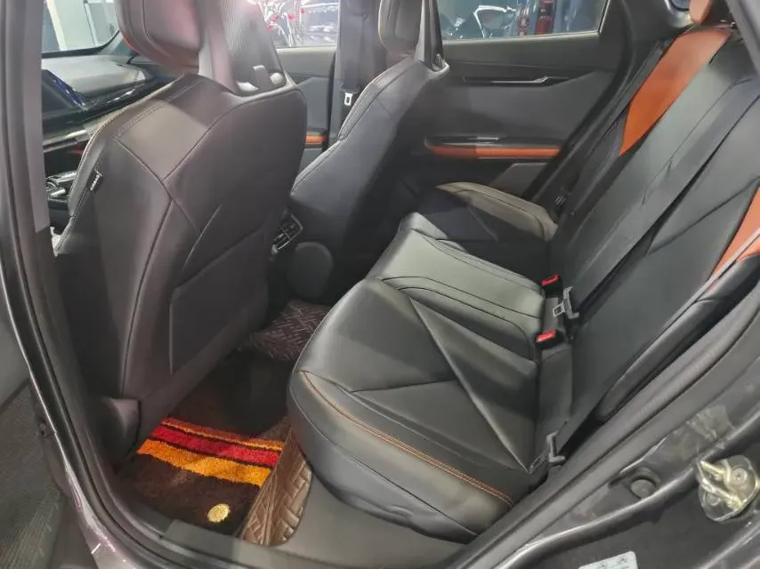 2023 ChangAn UNI-V iDD 1.5T 170HP L4 6TCT PHEV 18.4KWH,autocango,china used car exporter,china ev exporter,chinese used car exporter,chinese used ev exporter