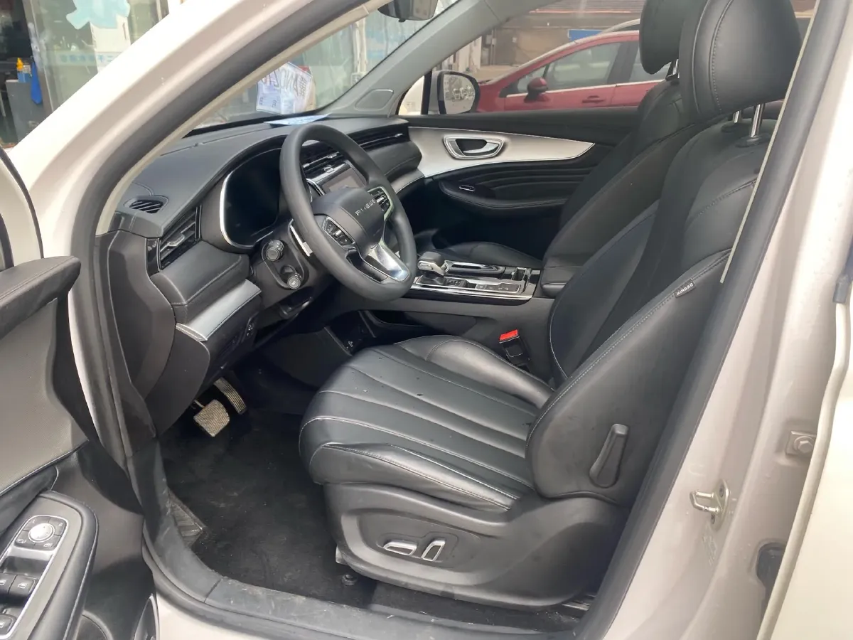 2019 Roewe RX5 MAX 1.5T 173HP L4 6AT,autocango,china used car exporter,china ev exporter,chinese used car exporter,chinese used ev exporter