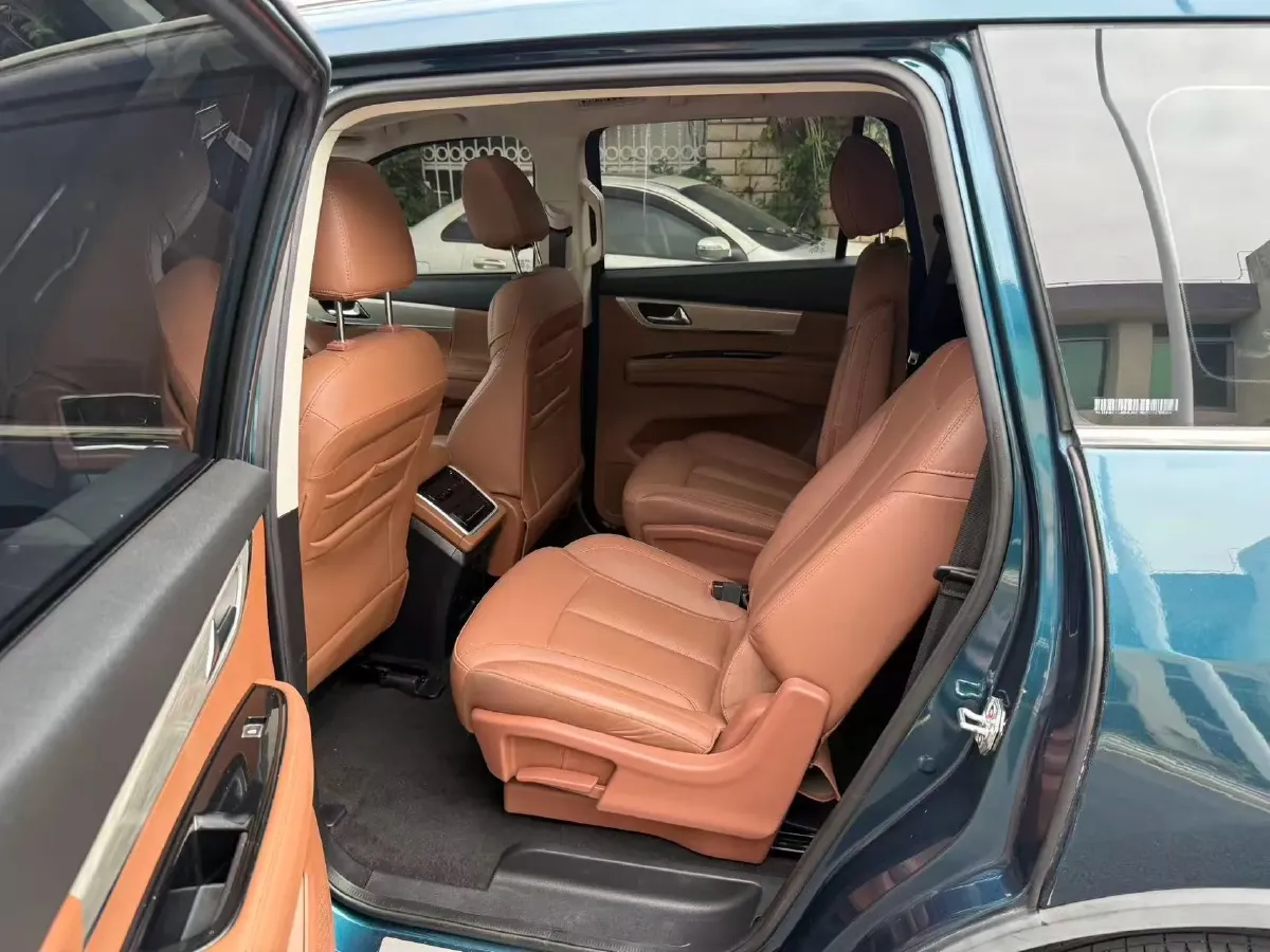 2020 HaiMa 7X 1.6T 195HP L4 6AT,autocango,china used car exporter,china ev exporter,chinese used car exporter,chinese used ev exporter