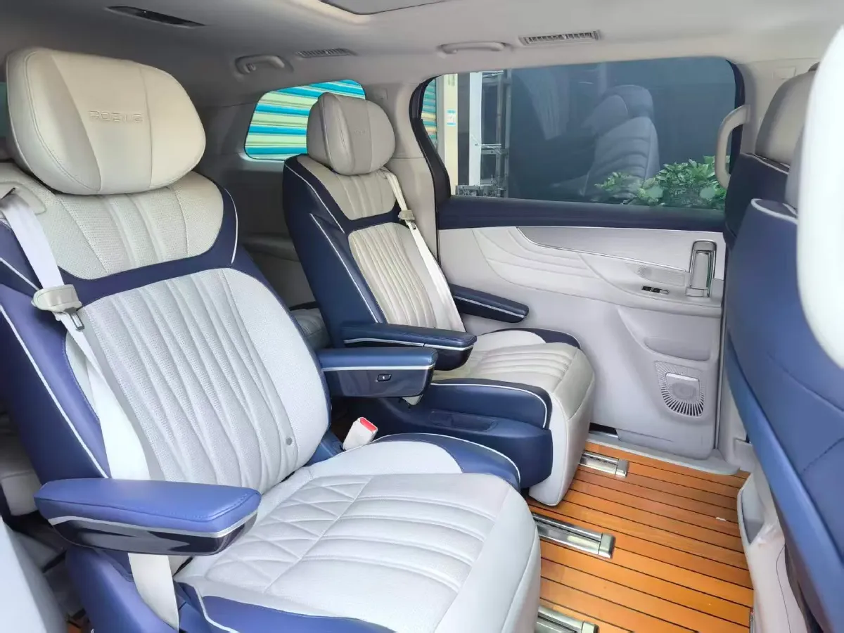 2022 Roewe iMAX8 2.0T 234HP L4 8AT,autocango,china used car exporter,china ev exporter,chinese used car exporter,chinese used ev exporter