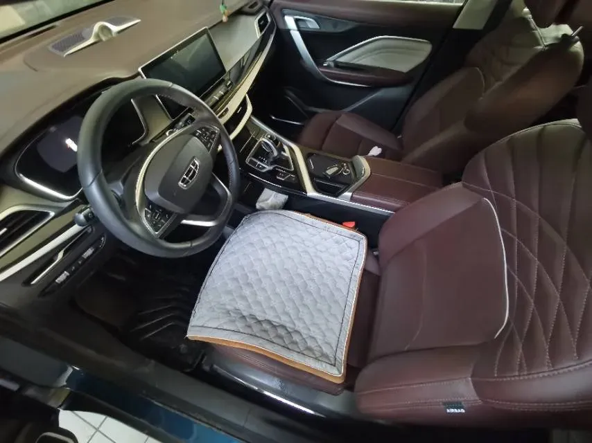 2021 Geely JiaJi 1.8T 184HP L4 7DCT,autocango,china used car exporter,china ev exporter,chinese used car exporter,chinese used ev exporter