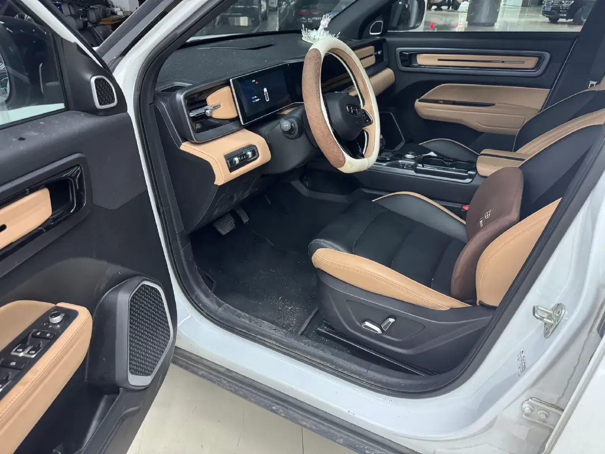 2023 Geely ICON 1.5T 181HP L4 7DCT,autocango,china used car exporter,china ev exporter,chinese used car exporter,chinese used ev exporter