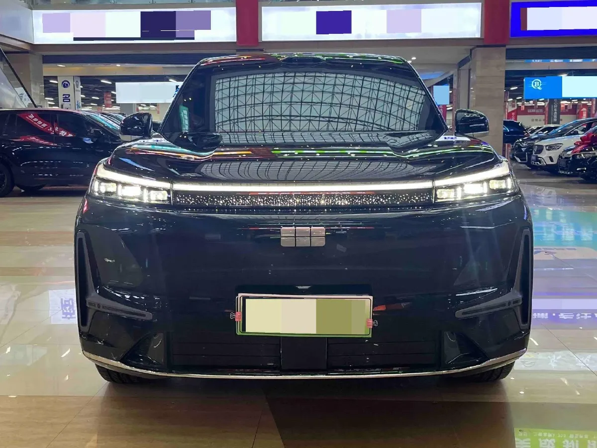 2025 Volkswagen Tiguan L 2.0T 220HP L4 7DCT,autocango,china used car exporter,china ev exporter,chinese used car exporter,chinese used ev exporter