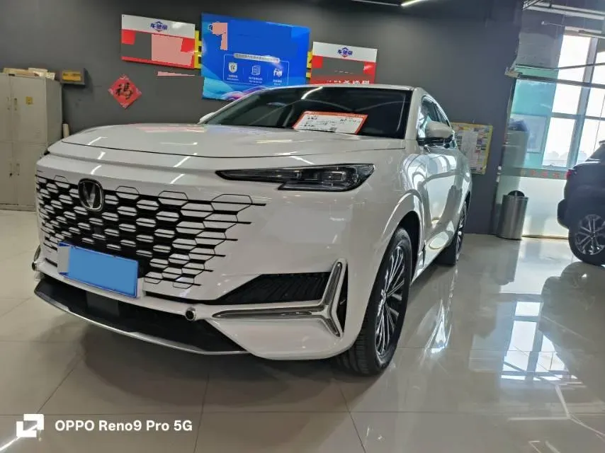 2024 ChangAn UNI-K 2.0T 233HP L4 8AT,autocango,china used car exporter,china ev exporter,chinese used car exporter,chinese used ev exporter