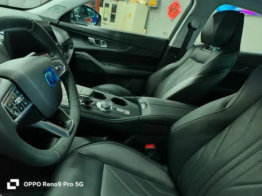 2024 ChangAn UNI-K 2.0T 233HP L4 8AT,autocango,china used car exporter,china ev exporter,chinese used car exporter,chinese used ev exporter