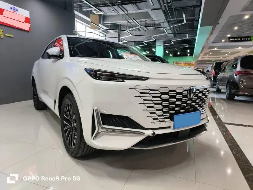 2024 ChangAn UNI-K 2.0T 233HP L4 8AT,autocango,china used car exporter,china ev exporter,chinese used car exporter,chinese used ev exporter