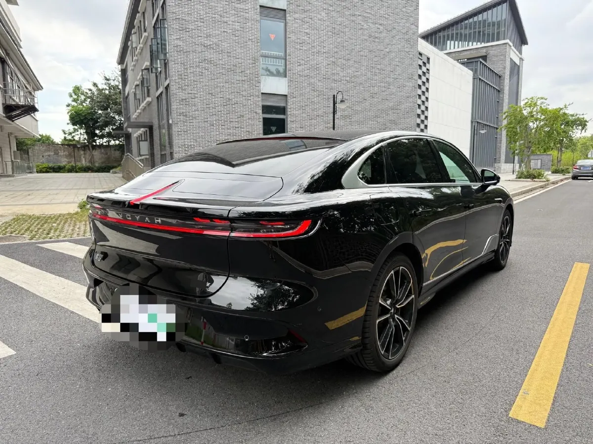 2024 Voyah ZhuiGuang 1.5T 136HP L4 PHEV 43KWH,autocango,china used car exporter,china ev exporter,chinese used car exporter,chinese used ev exporter