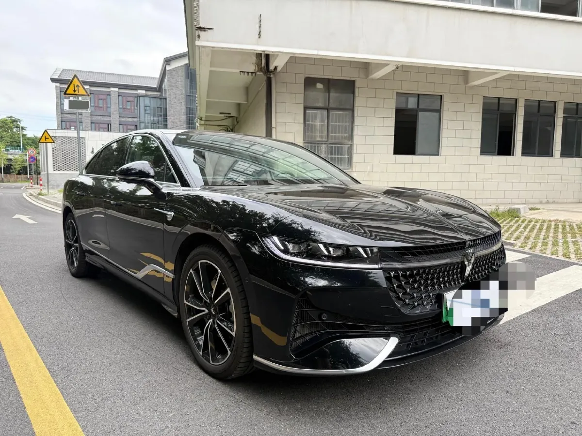 2024 Voyah ZhuiGuang 1.5T 136HP L4 PHEV 43KWH,autocango,china used car exporter,china ev exporter,chinese used car exporter,chinese used ev exporter