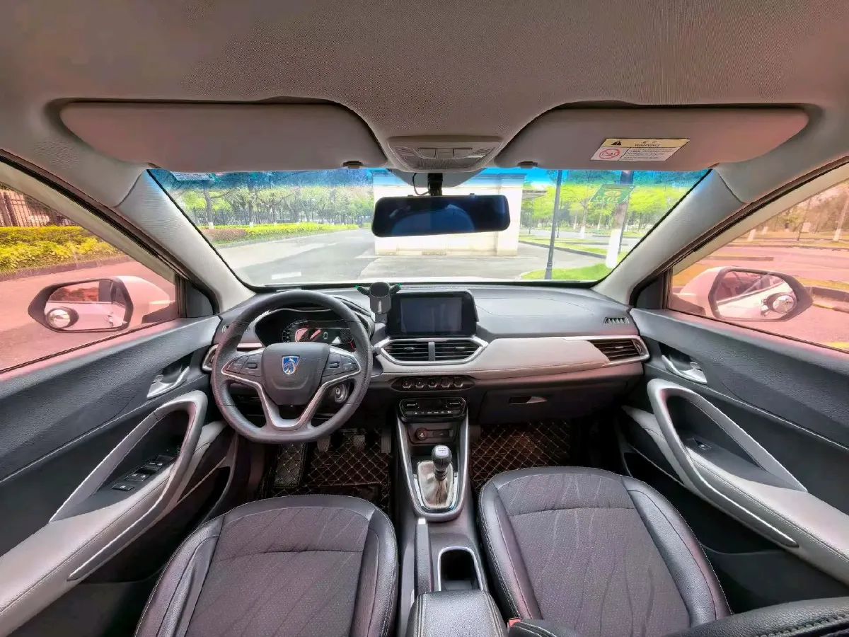 2017 BaoJun 510 1.5L 112HP L4 6MT,autocango,china used car exporter,china ev exporter,chinese used car exporter,chinese used ev exporter