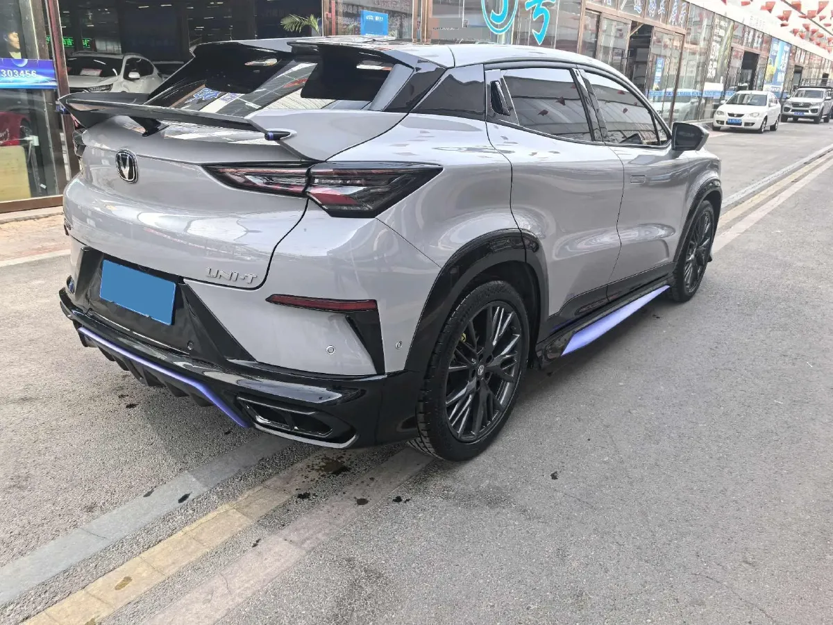 2023 ChangAn UNI-T 1.5T 188HP L4 7DCT,autocango,china used car exporter,china ev exporter,chinese used car exporter,chinese used ev exporter