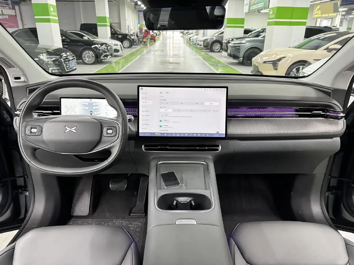 2025 Xpeng G6 BEV 68.5KWH,autocango,china used car exporter,china ev exporter,chinese used car exporter,chinese used ev exporter