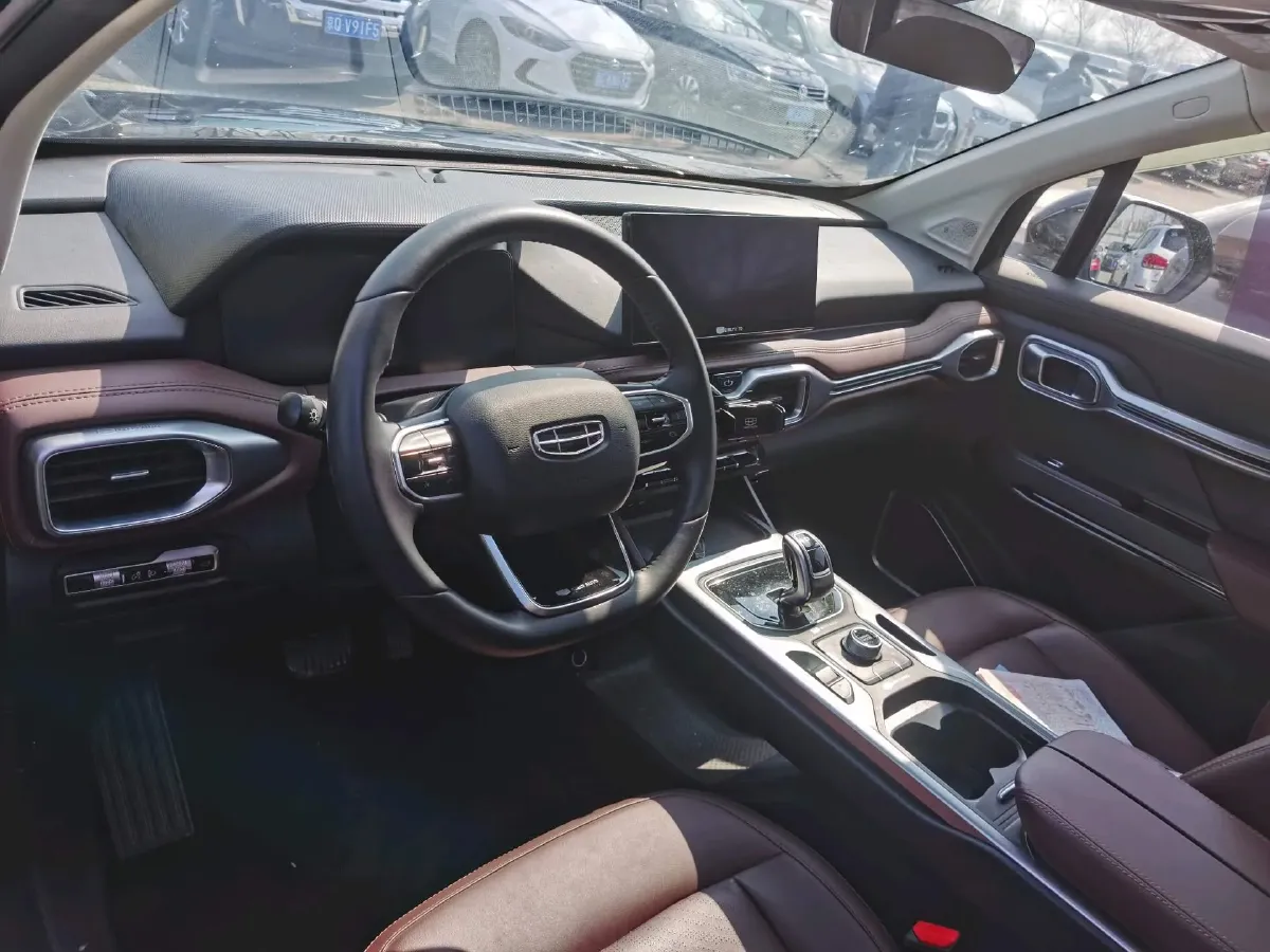 2022 Geely Okavango 1.8T 184HP L4 6AT,autocango,china used car exporter,china ev exporter,chinese used car exporter,chinese used ev exporter