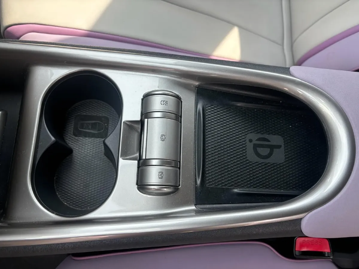 2021 BYD Dolphin BEV 44.9KWH,autocango,china used car exporter,china ev exporter,chinese used car exporter,chinese used ev exporter