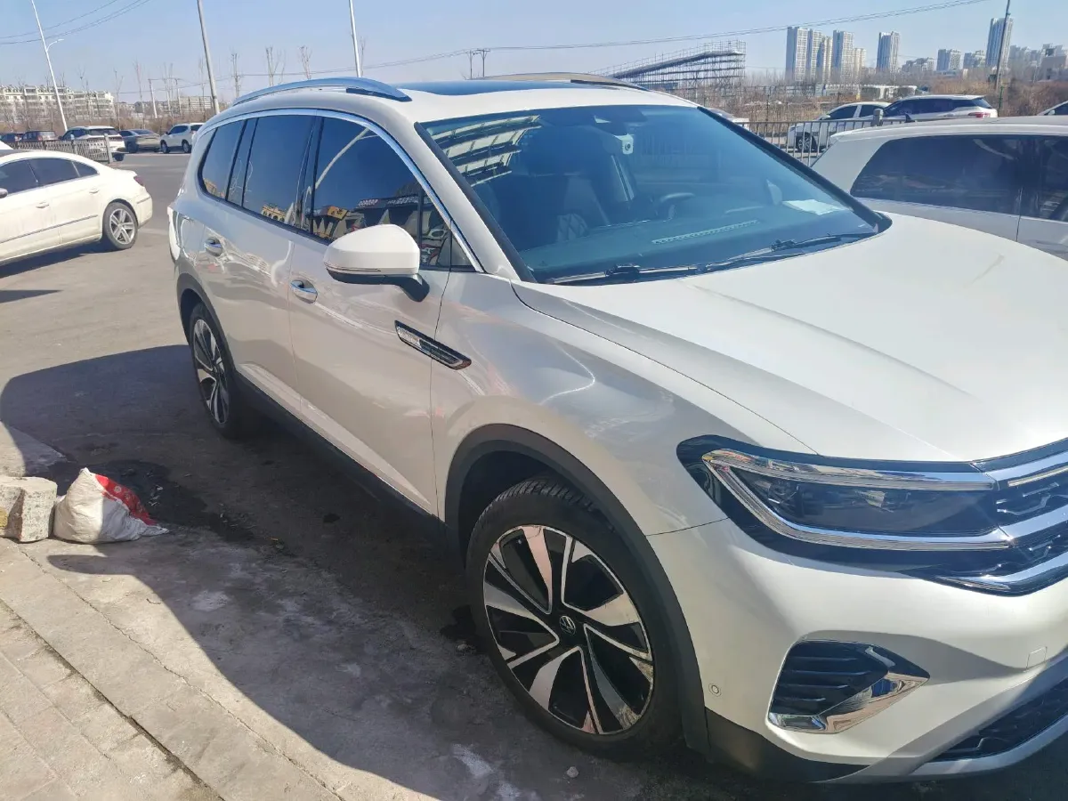 2022 Volkswagen Talagon 2.0T 220HP L4 7DCT,autocango,china used car exporter,china ev exporter,chinese used car exporter,chinese used ev exporter