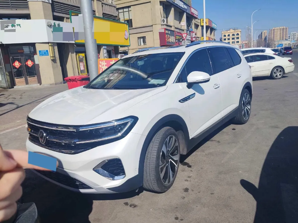 2022 Volkswagen Talagon 2.0T 220HP L4 7DCT,autocango,china used car exporter,china ev exporter,chinese used car exporter,chinese used ev exporter