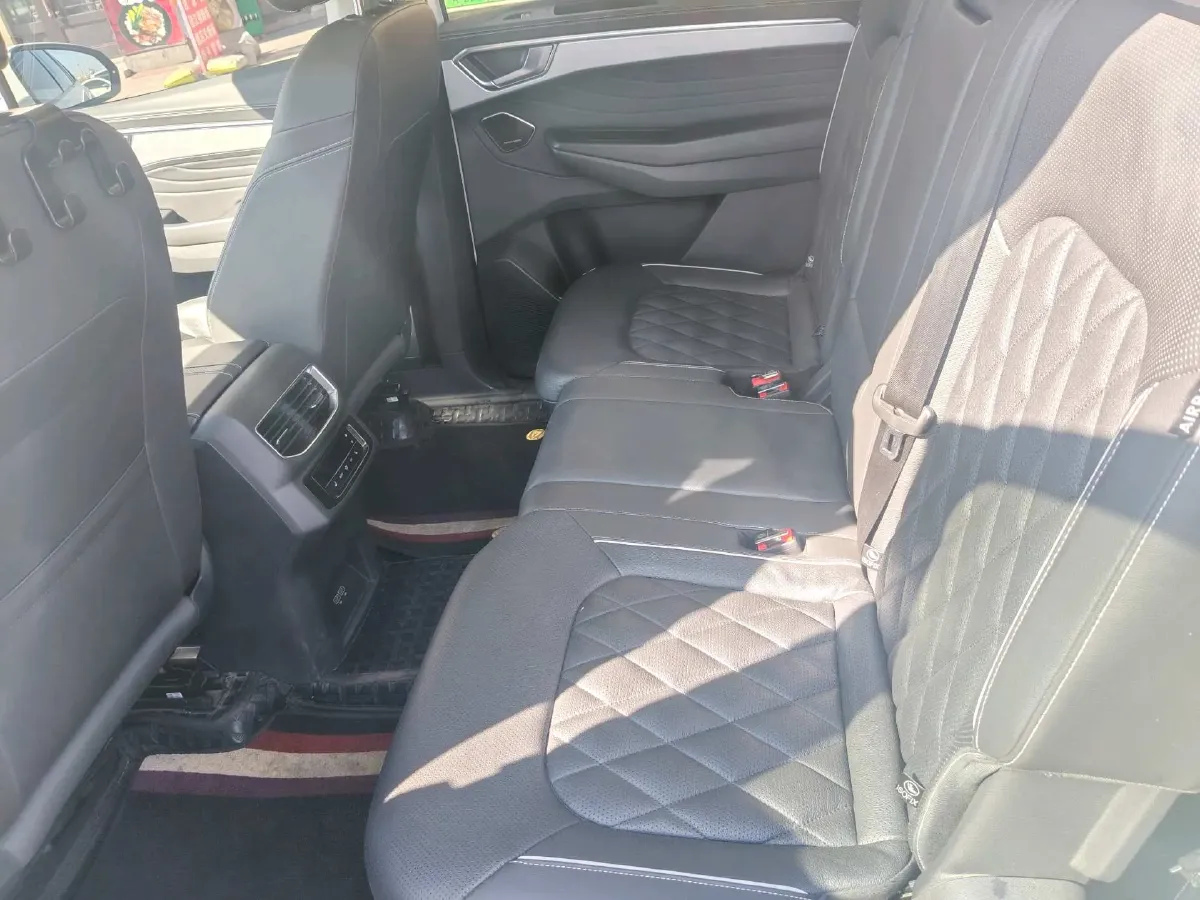 2022 Volkswagen Talagon 2.0T 220HP L4 7DCT,autocango,china used car exporter,china ev exporter,chinese used car exporter,chinese used ev exporter