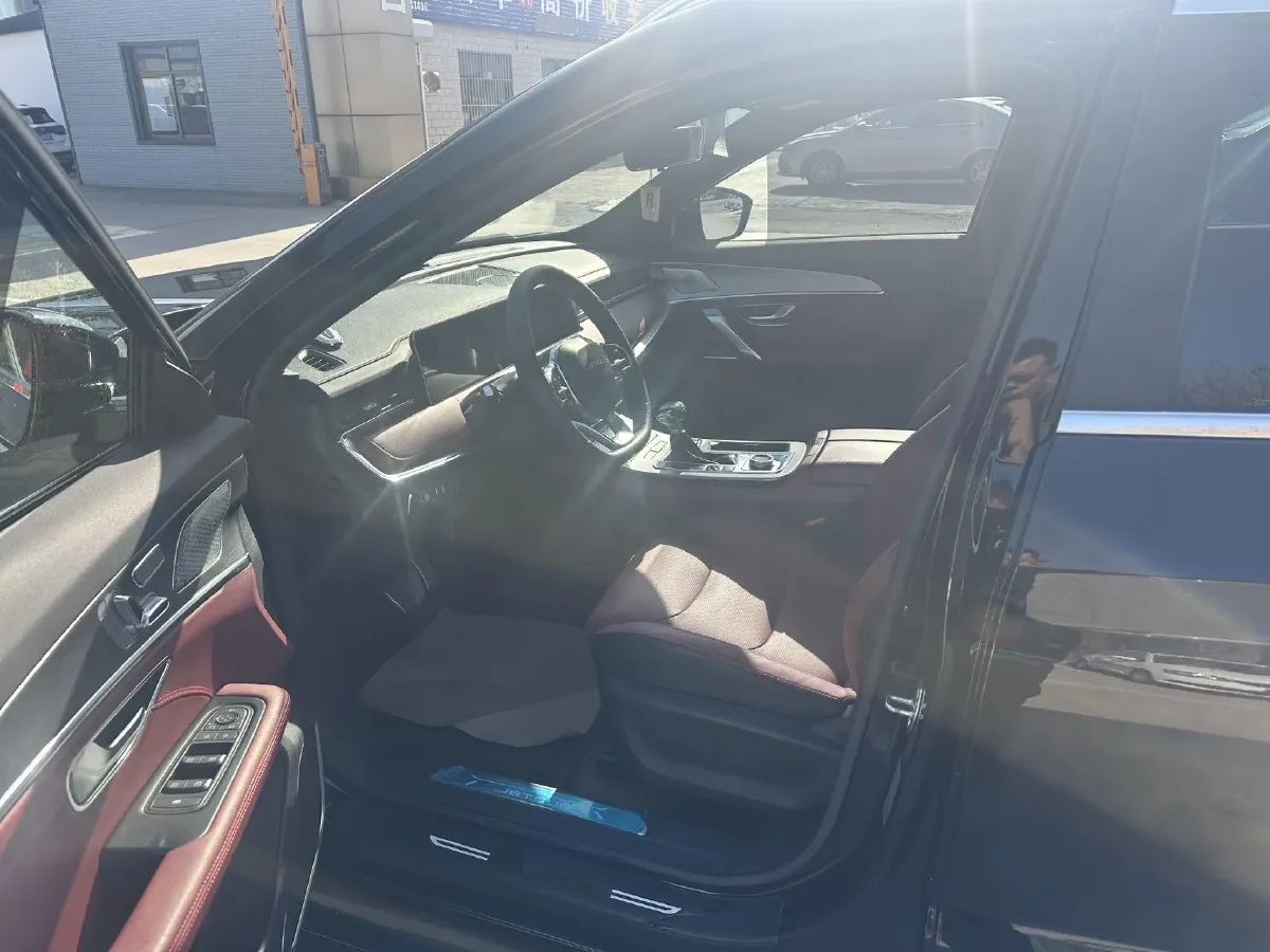 2021 Jetour X70 Plus 1.6T 197HP L4 7DCT,autocango,china used car exporter,china ev exporter,chinese used car exporter,chinese used ev exporter