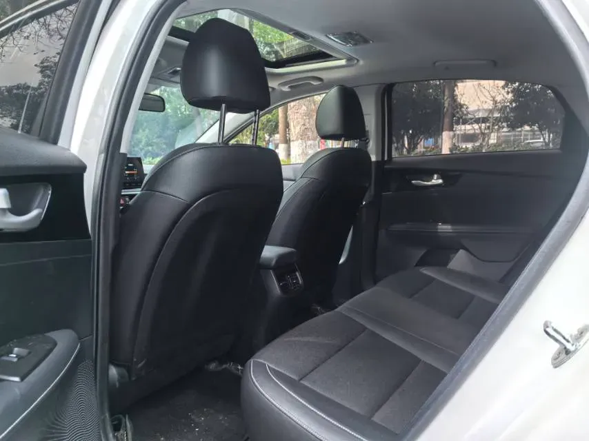 2021 Kia K3 1.5L 115HP L4 CVT,autocango,china used car exporter,china ev exporter,chinese used car exporter,chinese used ev exporter