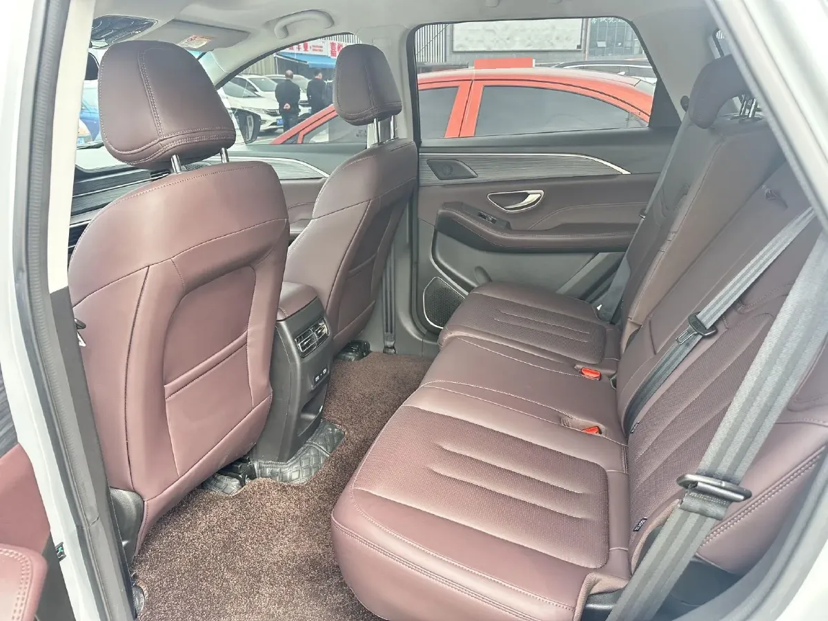 2024 Jetour X90 Plus 1.6T 197HP L4 7DCT,autocango,china used car exporter,china ev exporter,chinese used car exporter,chinese used ev exporter